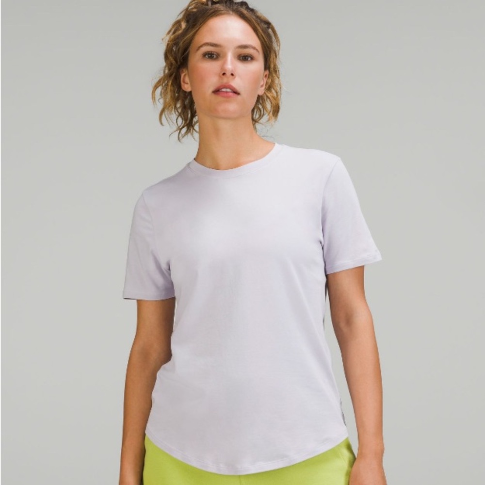 🔥 Lululemon faint lavender size 6 purple love crew size women’s small t-shirt